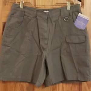 NWT 6 Pocket Faded Glory Khaki Cargo Shorts